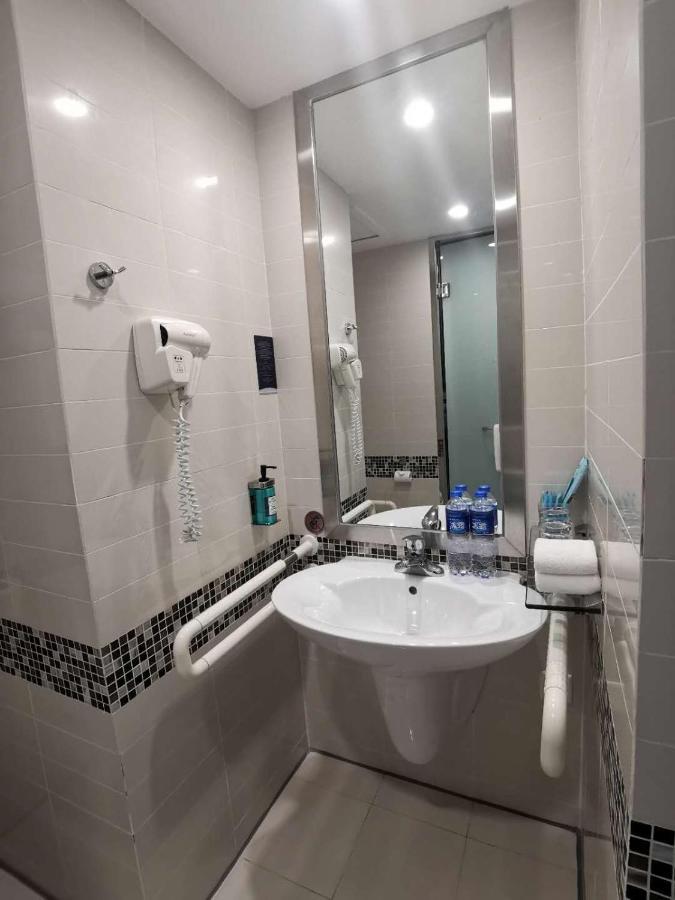 Holiday Inn Express Shenzhen Luohu 객실 사진